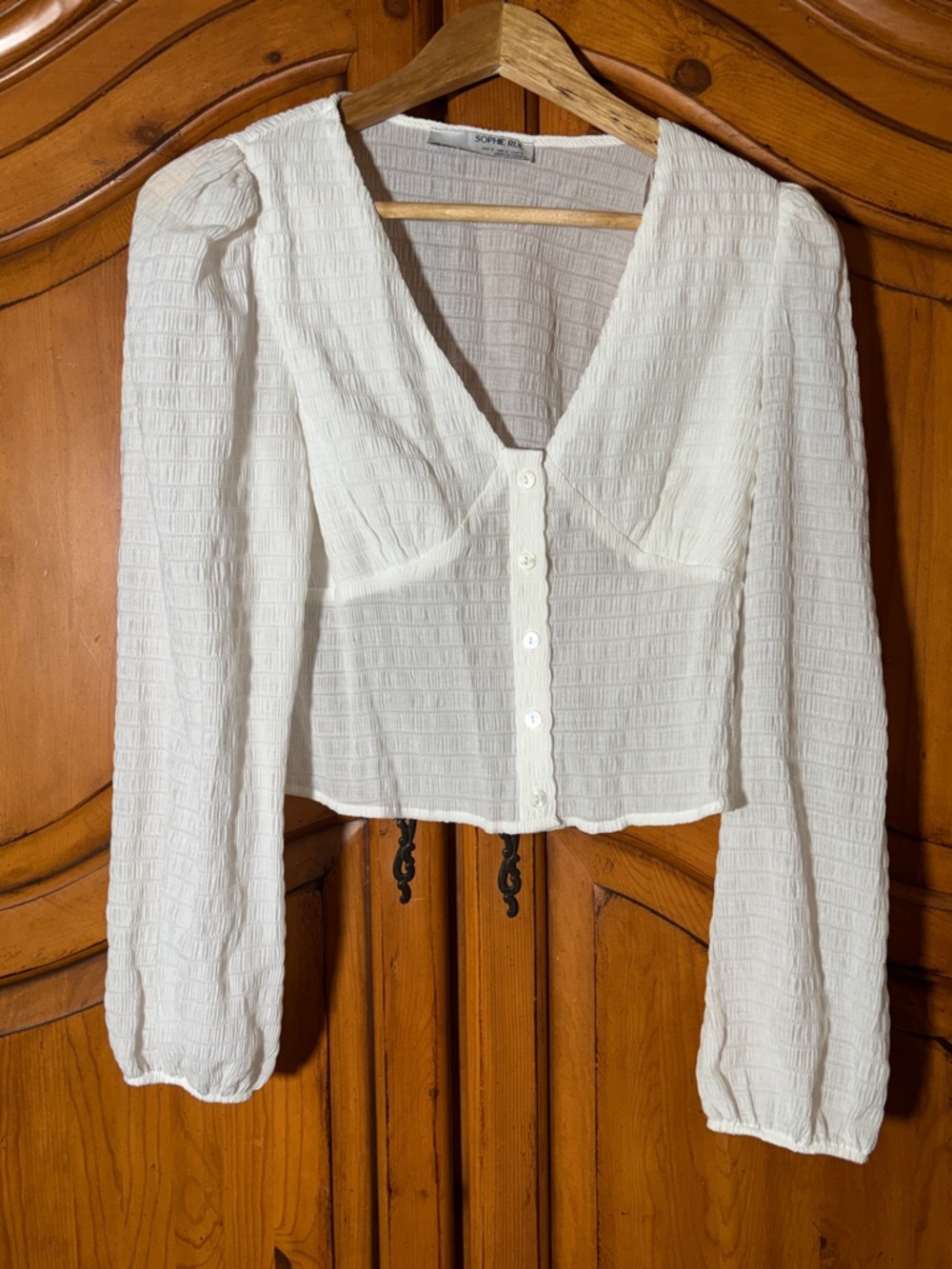 Sophie Rue White Textured Button-Front V-Neck Blouse